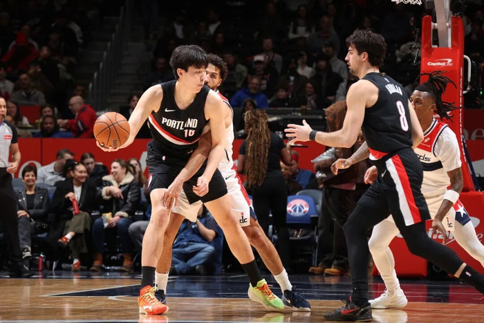 九游正版官网关于离谱！冲刺阶段华盛顿奇才调整名单以备社区盾费城76人冲刺阶段手感冰凉，菲尼克斯太阳遗憾出局备战德甲的信息